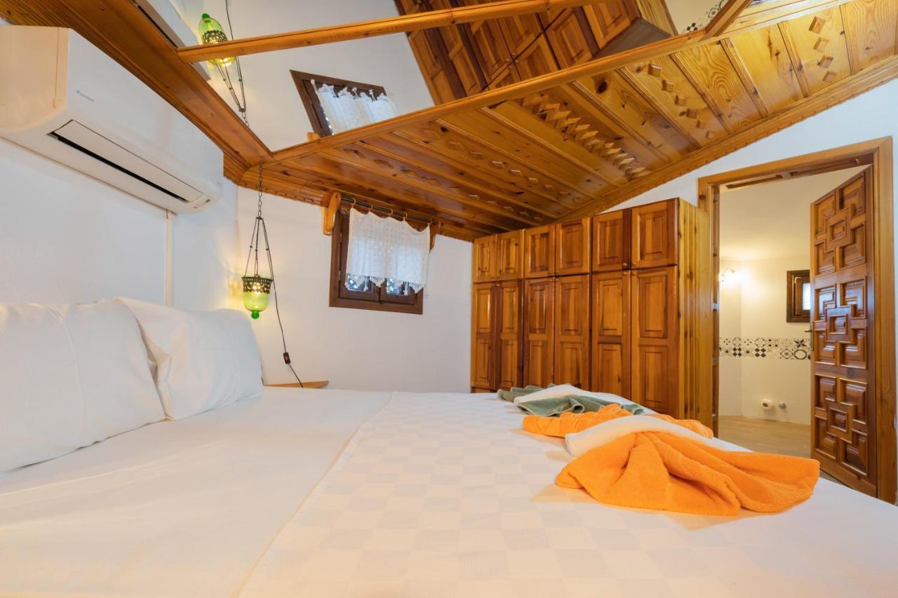 אקיאקה Liya Boutique Hotel & Suites מראה חיצוני תמונה