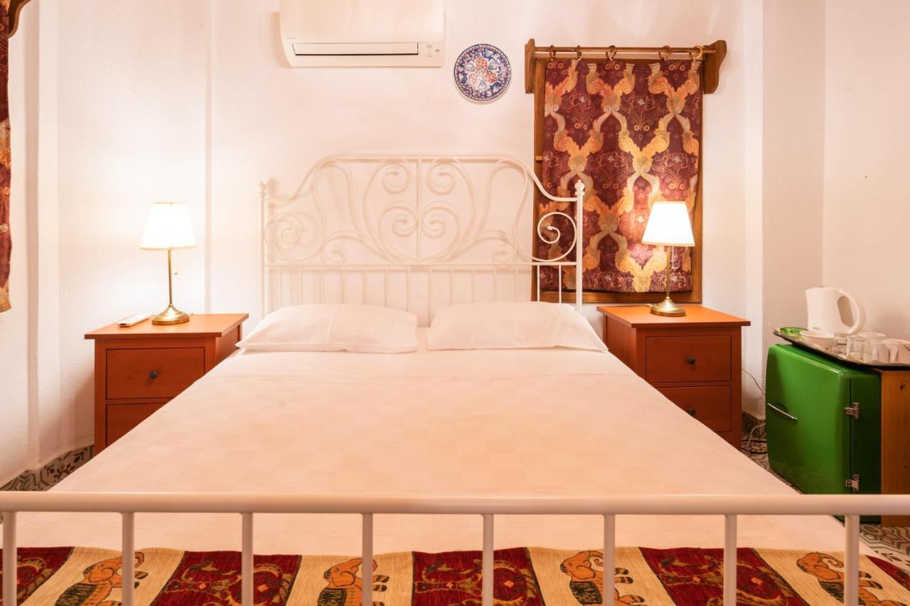 אקיאקה Liya Boutique Hotel & Suites מראה חיצוני תמונה