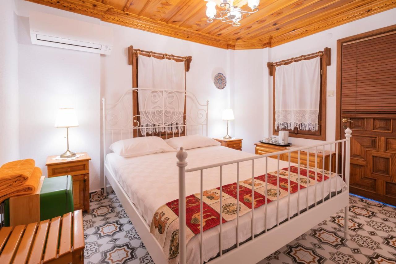 אקיאקה Liya Boutique Hotel & Suites מראה חיצוני תמונה
